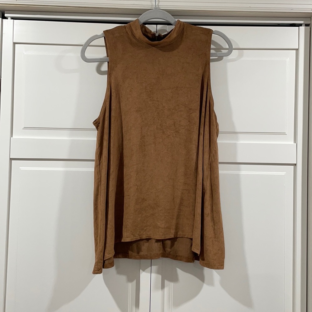 Women’s plus size XL sleeveless turtle neck top suede camel color super stretchy